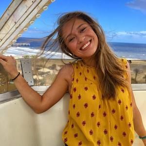 Meet your Posher, Alexandra